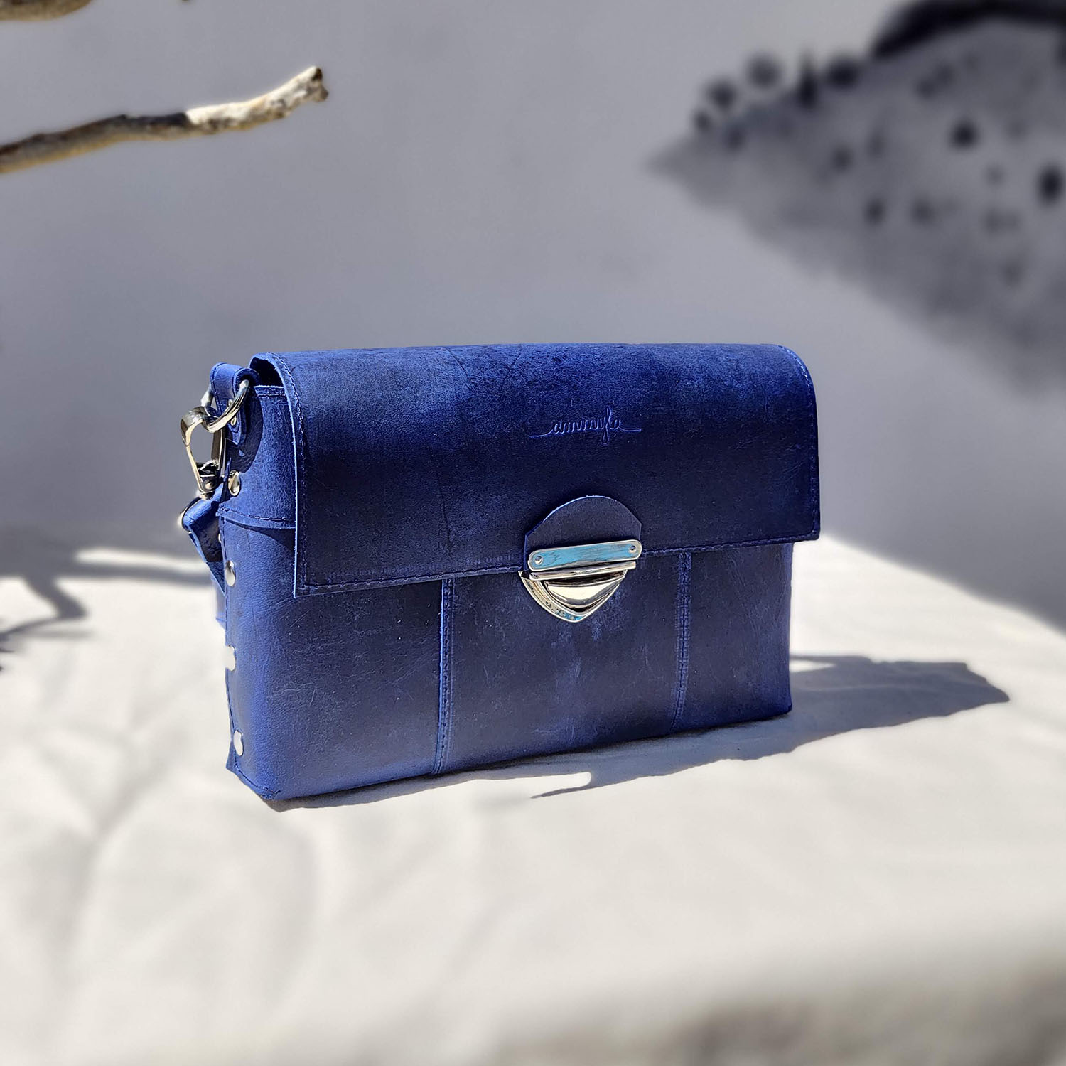 Kožená kabelka Triss (crazy modrá)