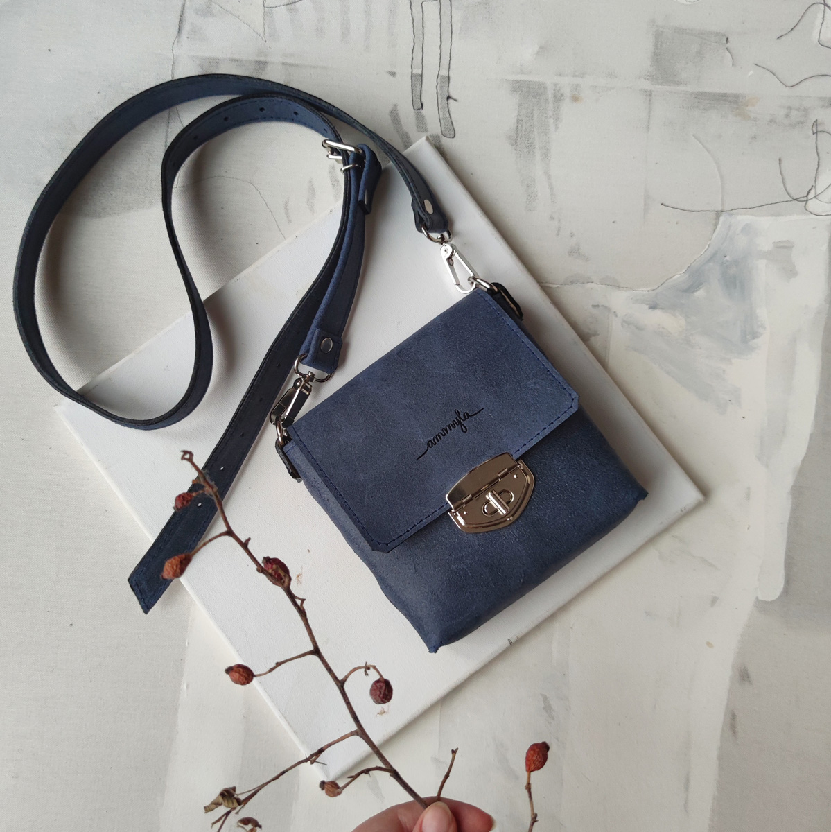 Kožená kabelka Maisie (modrá)