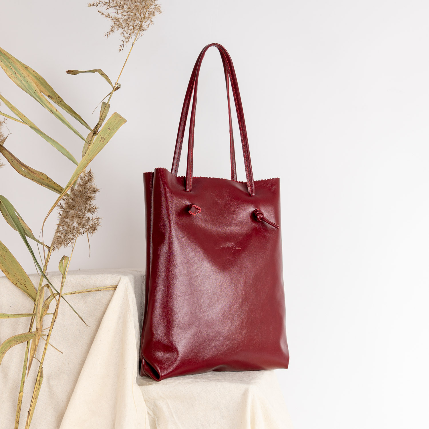 Kožená kabelka Lucille Raw (burgundy červená)