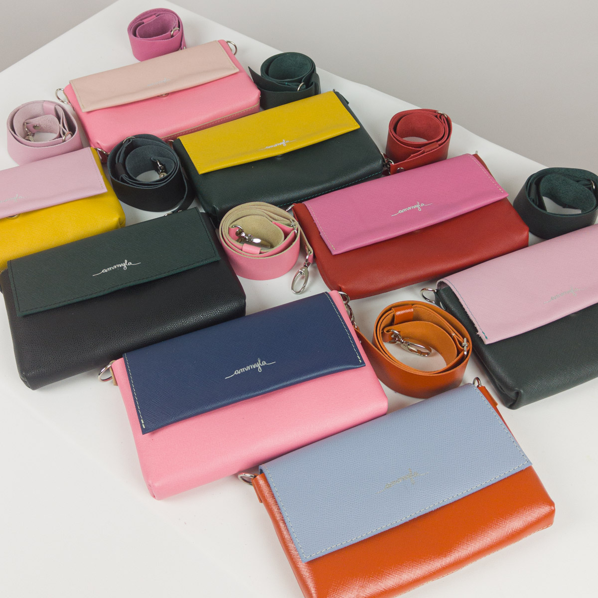 Kožená kabelka Kira Colors (rôzne farby)