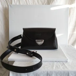 Kožená kabelka Tanya (čierna)