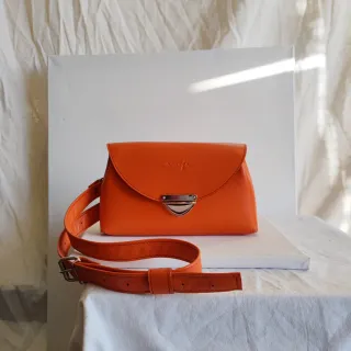 Kožená kabelka Tanya (oranžová)