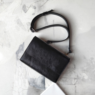 Kožená kabelka SimpleMe (čierna)