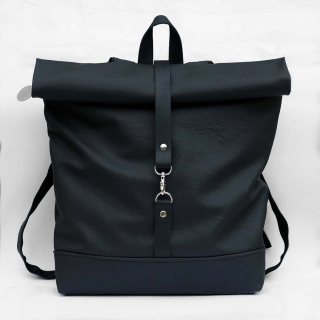 Roll-backpack (čierny)