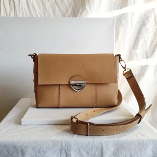 Kožená kabelka Triss (beige)